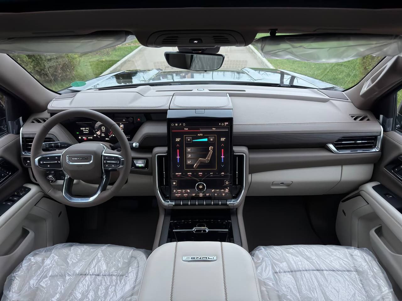 GMC Yukon Denaliid-5486