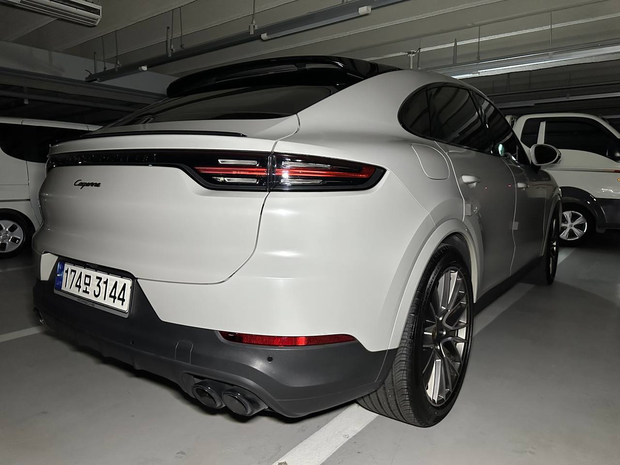 Porsche Cayenne Coupe Platinum Editionid-4045