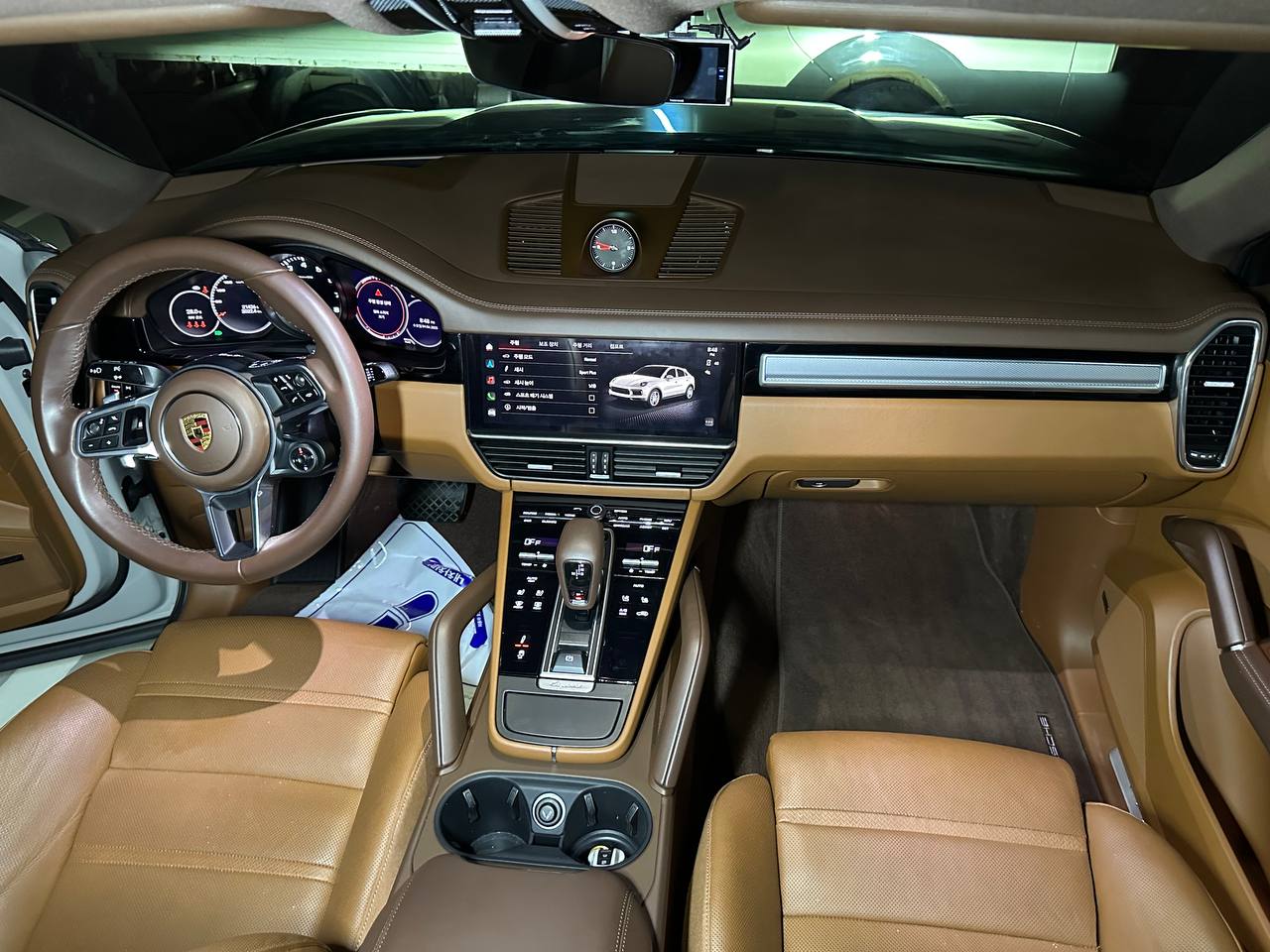 Porsche Cayenne Coupe Platinum Editionid-4045