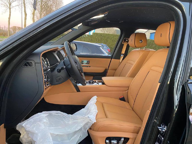Rolls Royce Cullinan id-4055