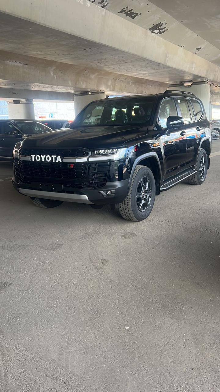 Toyota Land Cruiser 300 GR SPORTid-4058