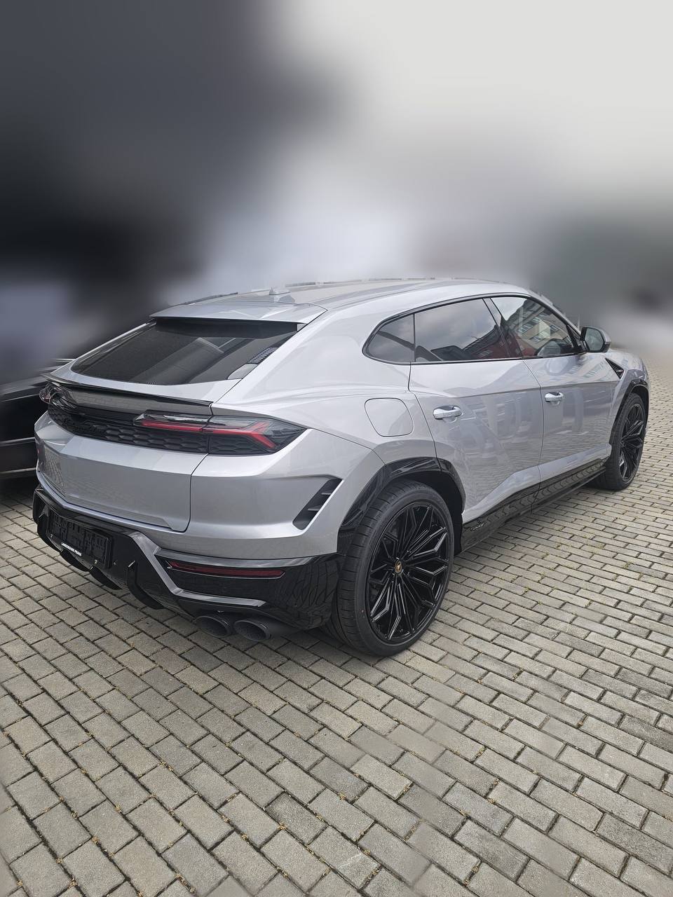 Lamborghini URUS SE id-4439