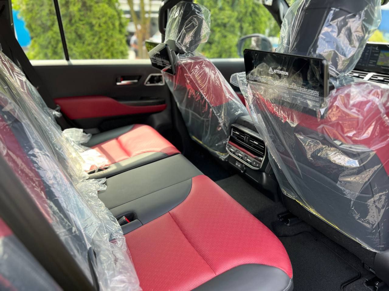 Toyota Land Cruiser 300id-4443