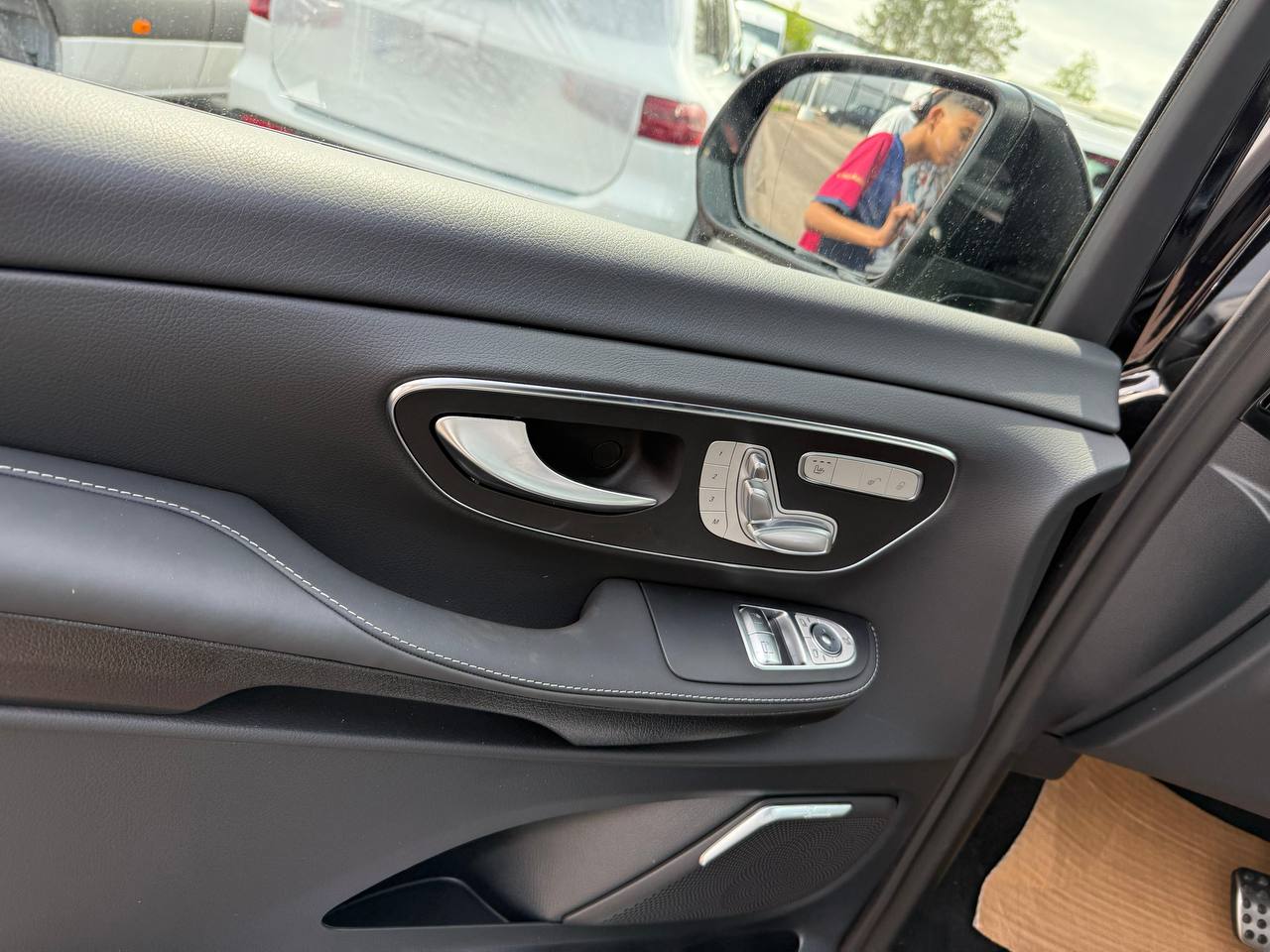 Mercedes-Benz V-Class 300d 4Matic Longid-4448