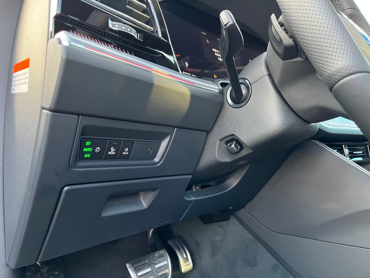 VOLKSWAGEN Touareg R-lineid-4451