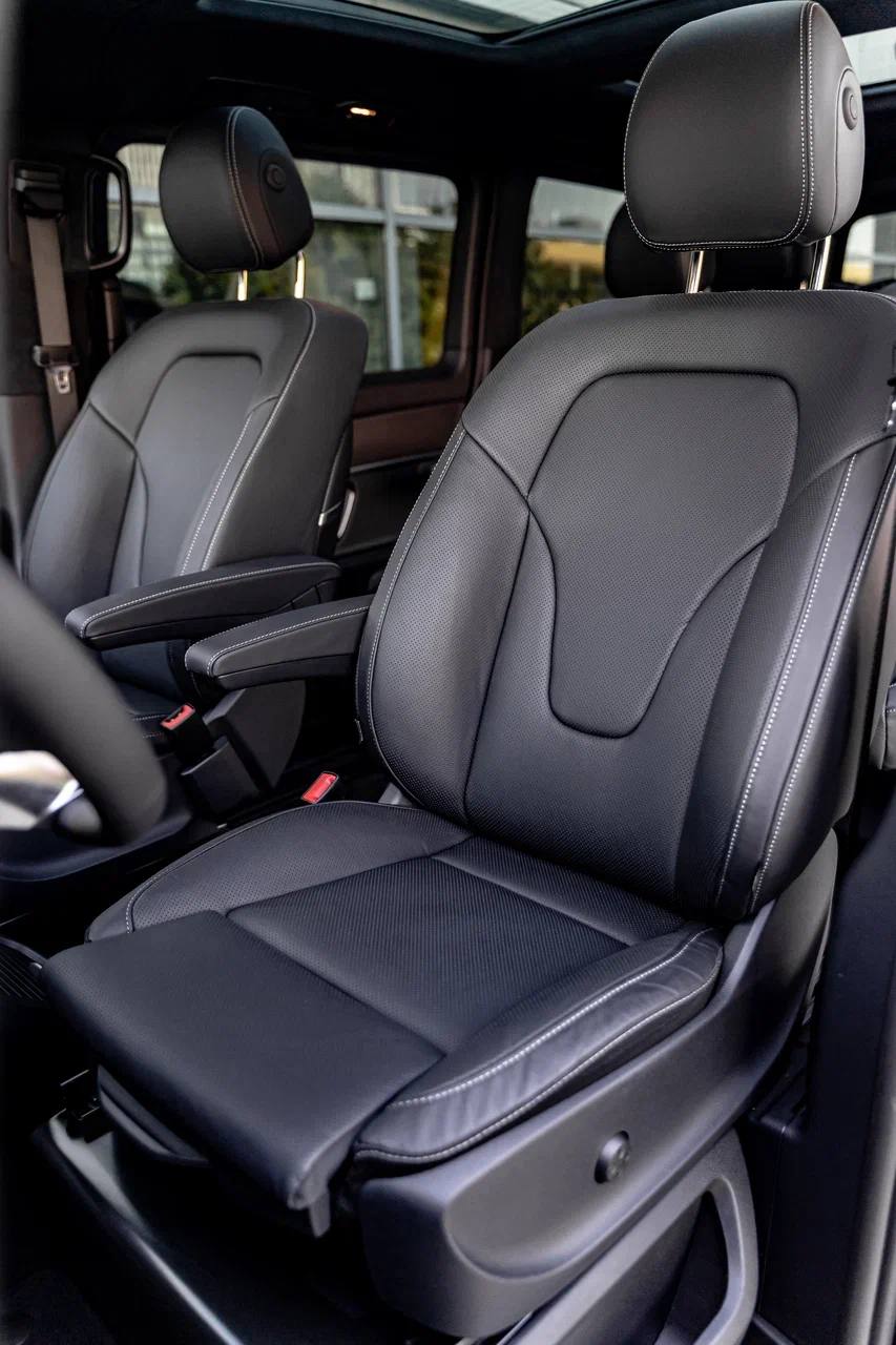 Mercedes-Benz V-Class Long 300did-5026