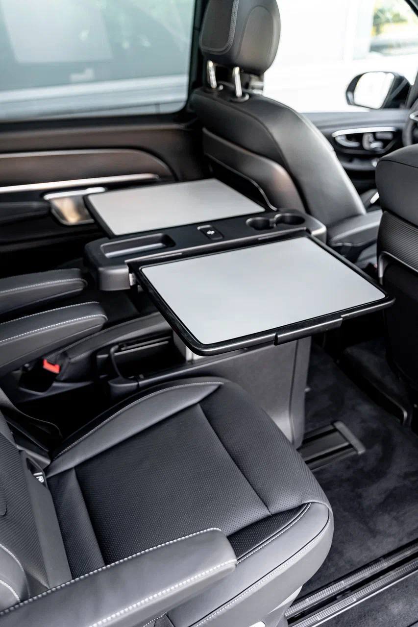 Mercedes-Benz V-Class Long 300did-5026