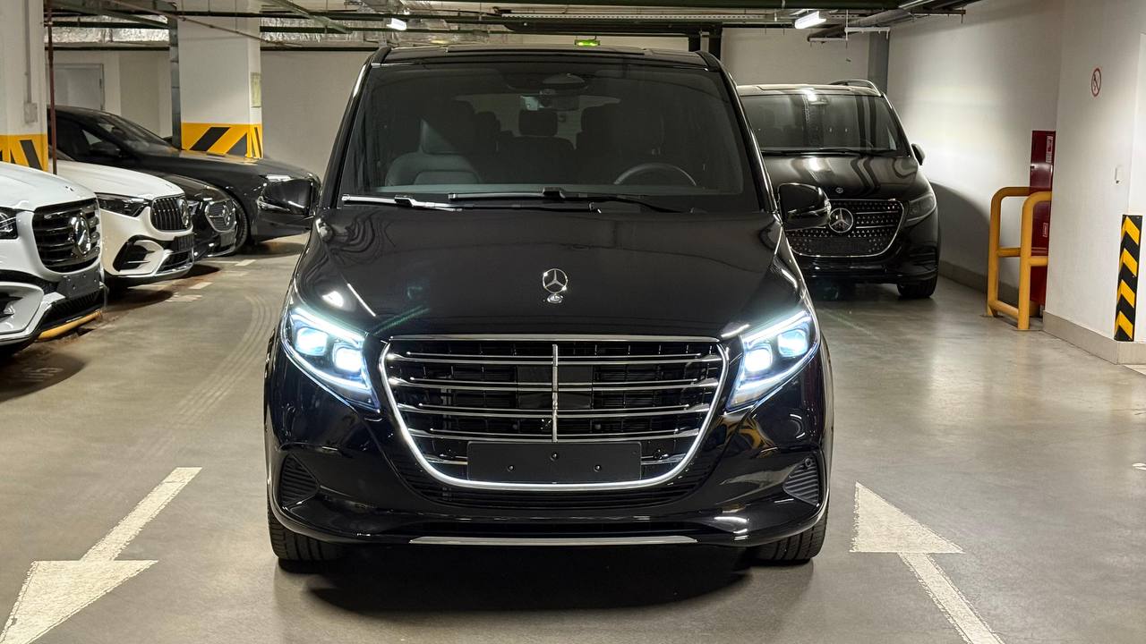 Mercedes-Benz V-Class 300d 4M Extra Longid-5273