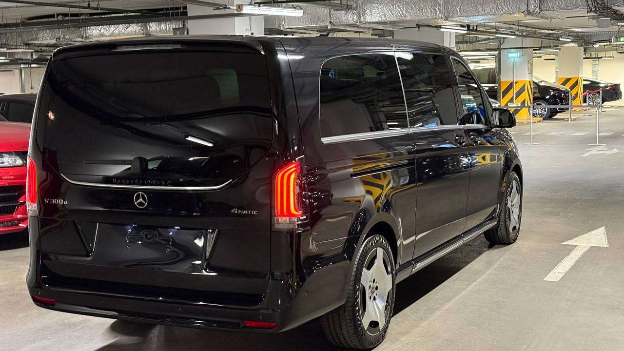 Mercedes-Benz V-Class 300d 4M Extra Longid-5273