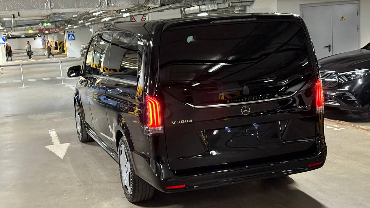 Mercedes-Benz V-Class 300d 4M Extra Longid-5273