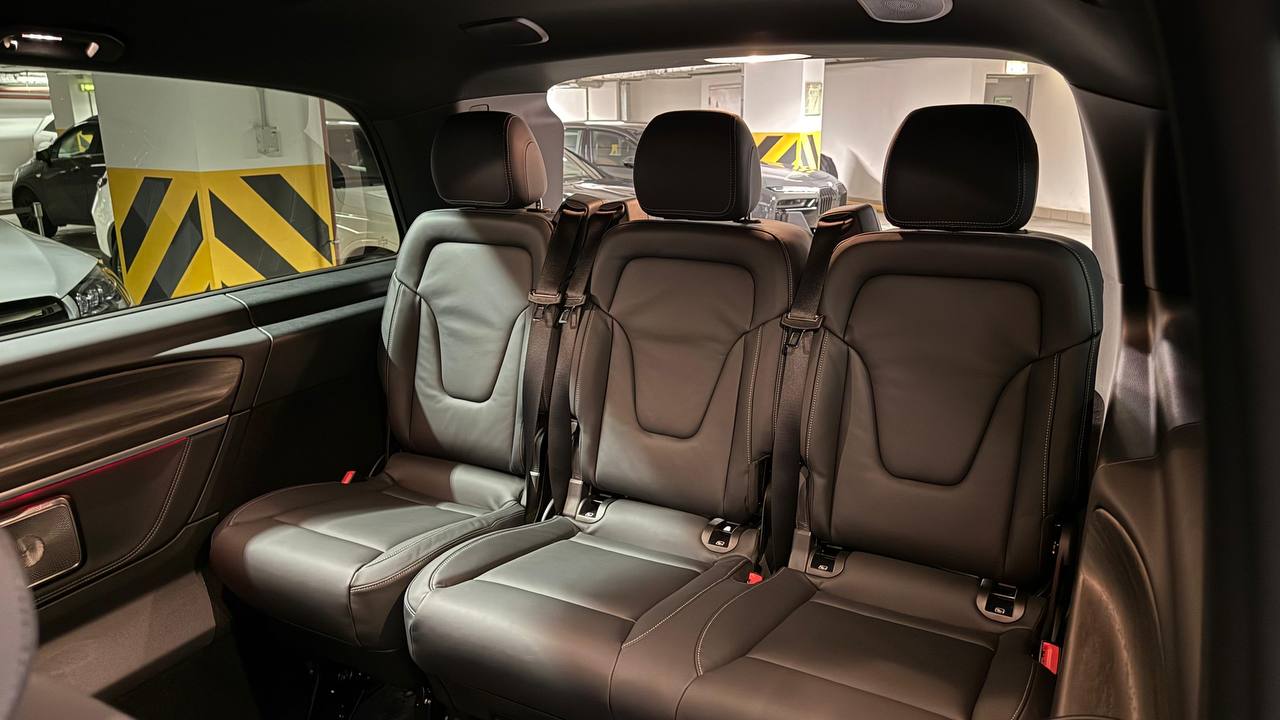 Mercedes-Benz V-Class 300d 4M Extra Longid-5273