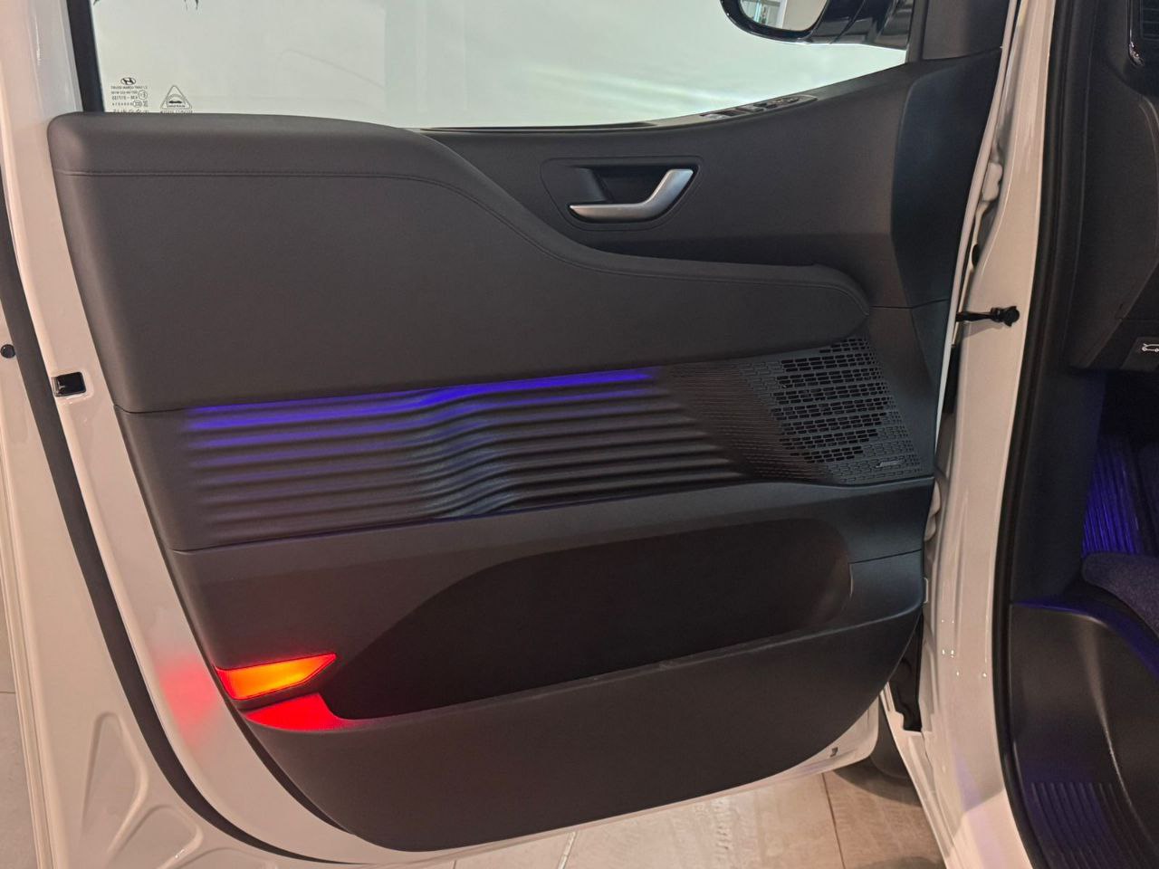 Hyundai Staria id-5281