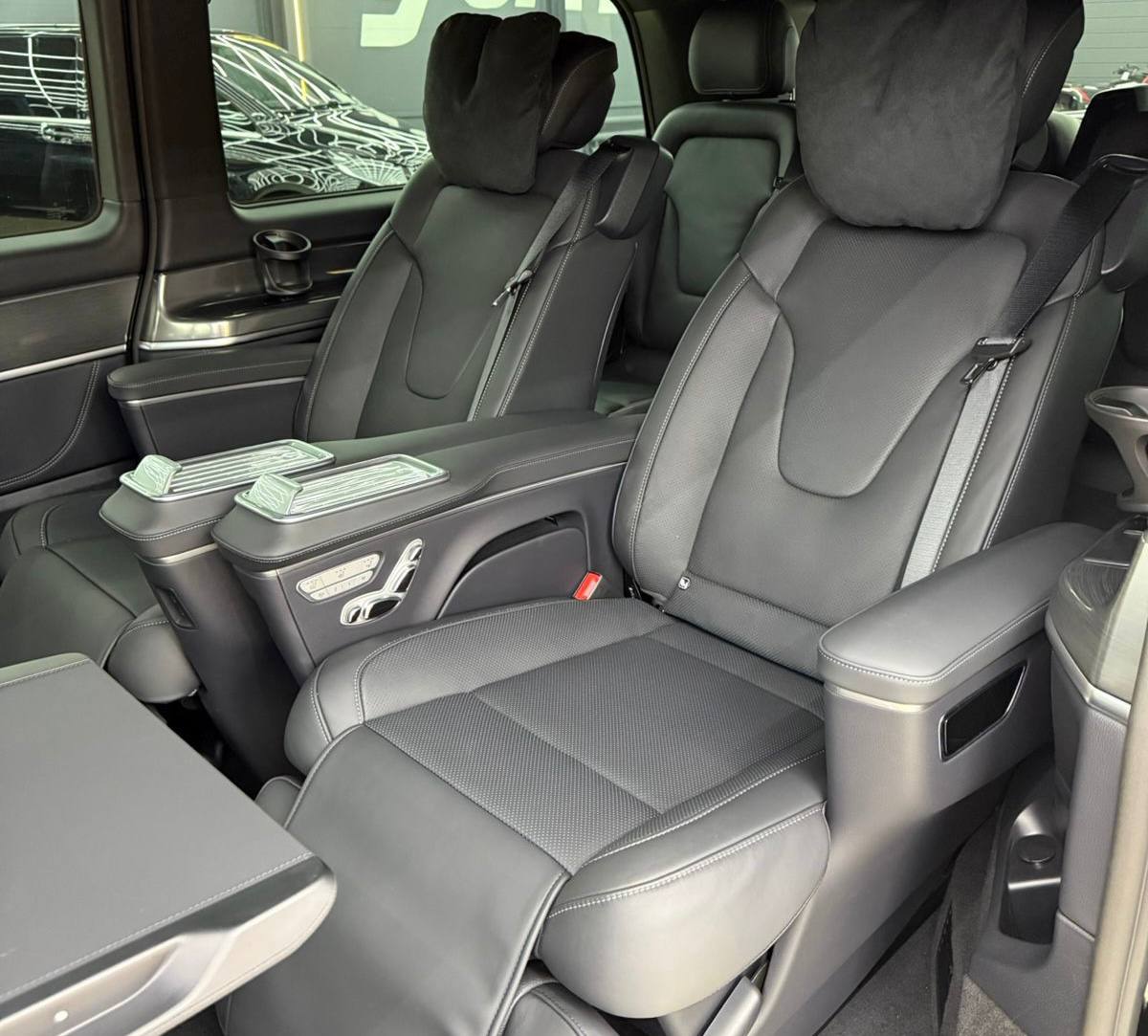 Mercedes-Benz V-Class 300d 4M Extra Longid-5497