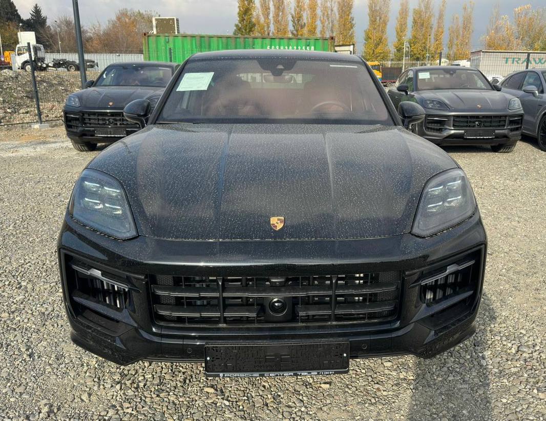 Porsche Cayenne Coupe id-5737