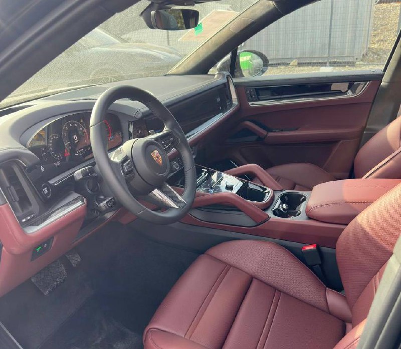 Porsche Cayenne Coupe id-5737