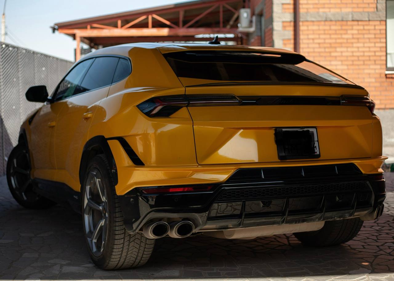 Lamborghini Urus Sid-3577