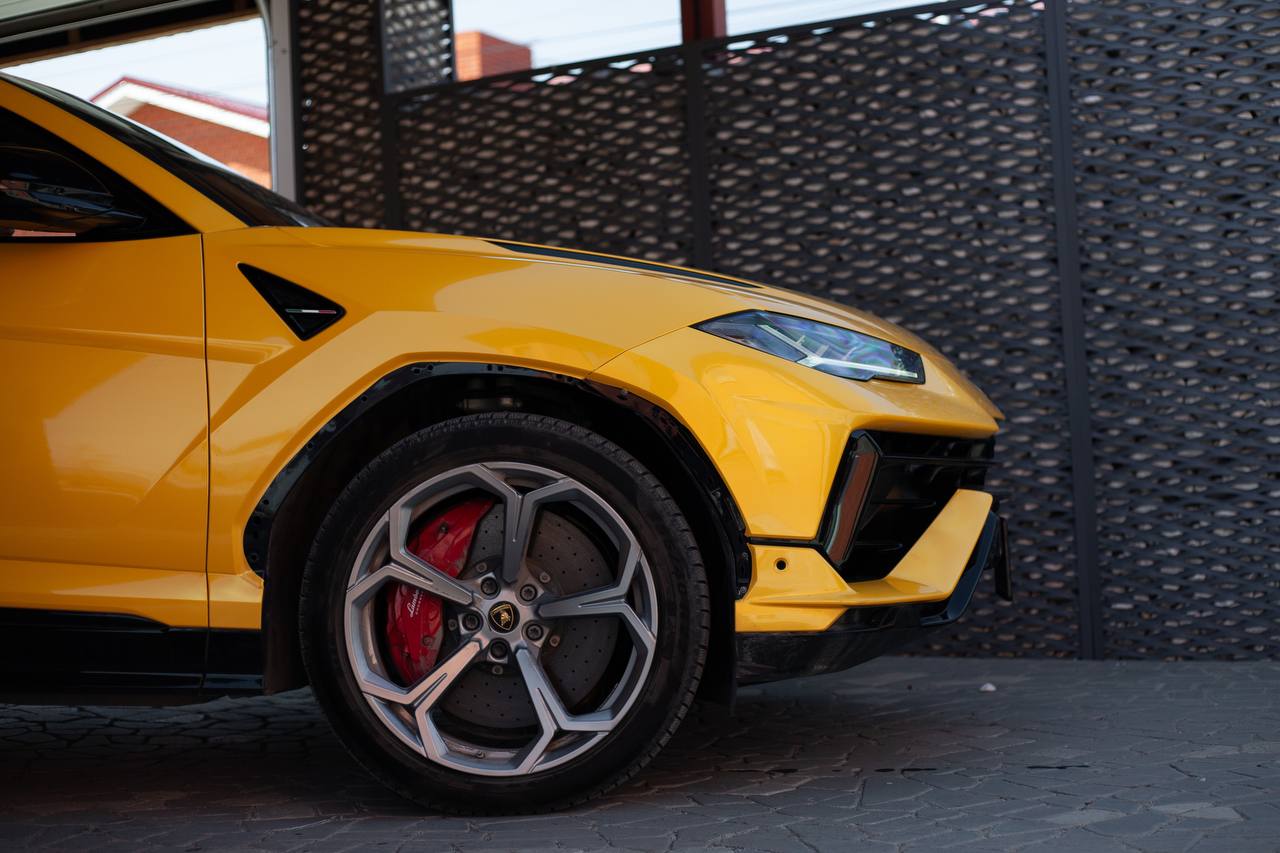 Lamborghini Urus Sid-3577