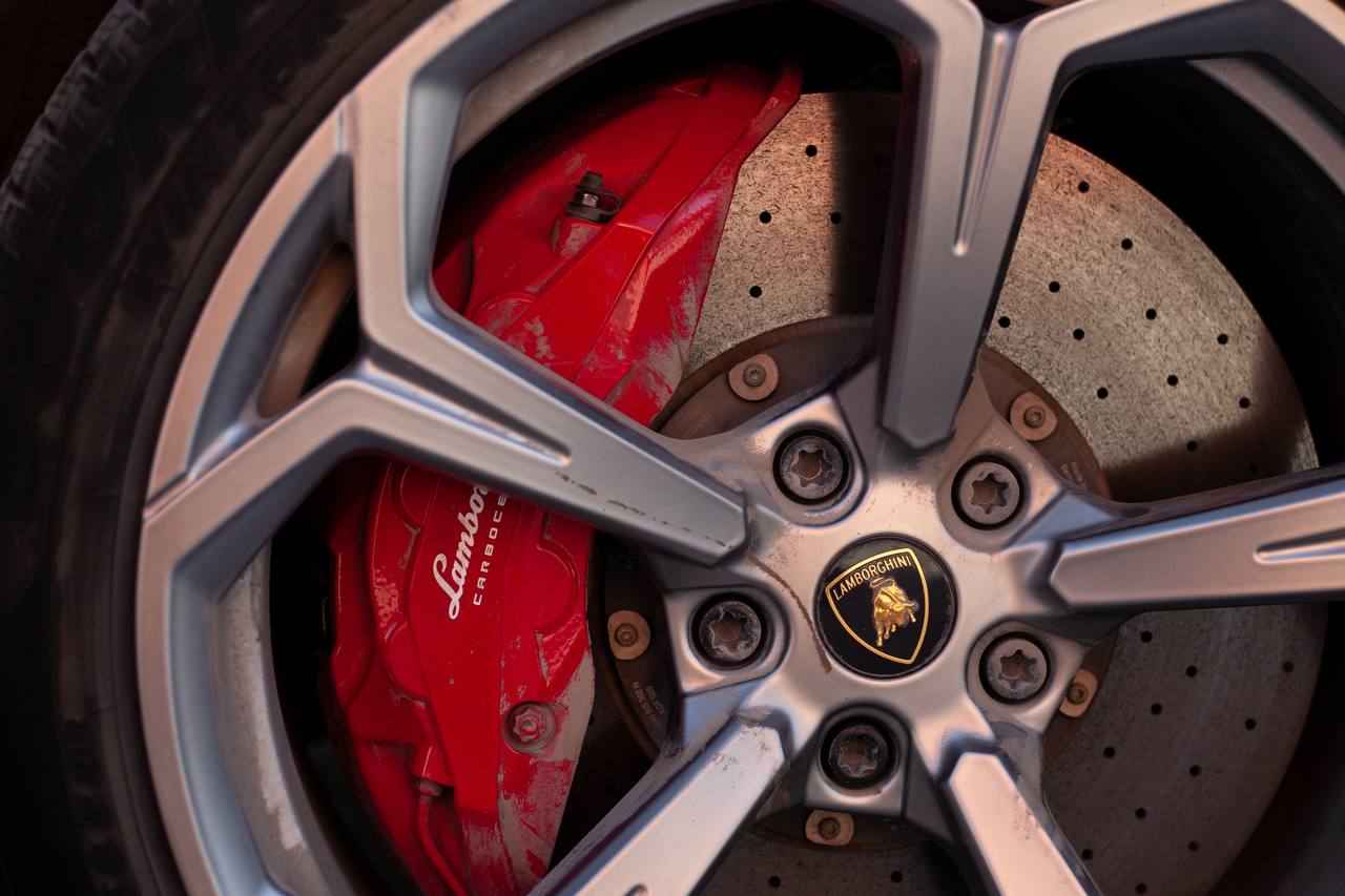 Lamborghini Urus Sid-3577