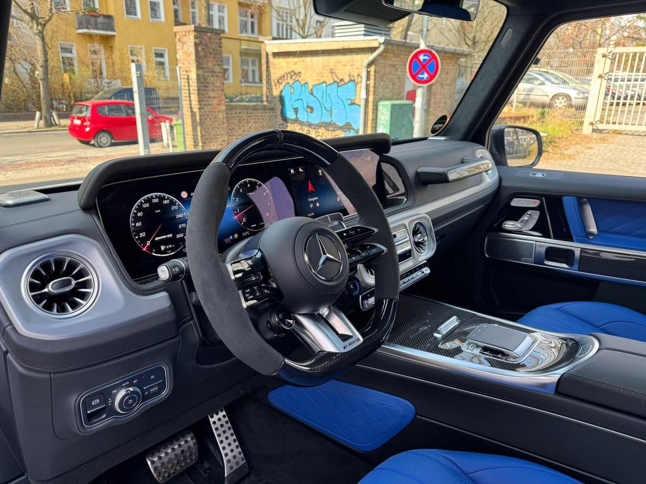 Mercedes-Benz G-Class 63id-4074