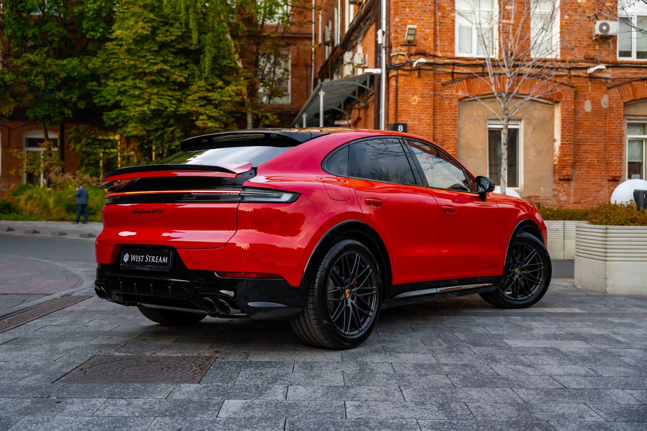 Porsche Cayenne Coupe GTSid-4458