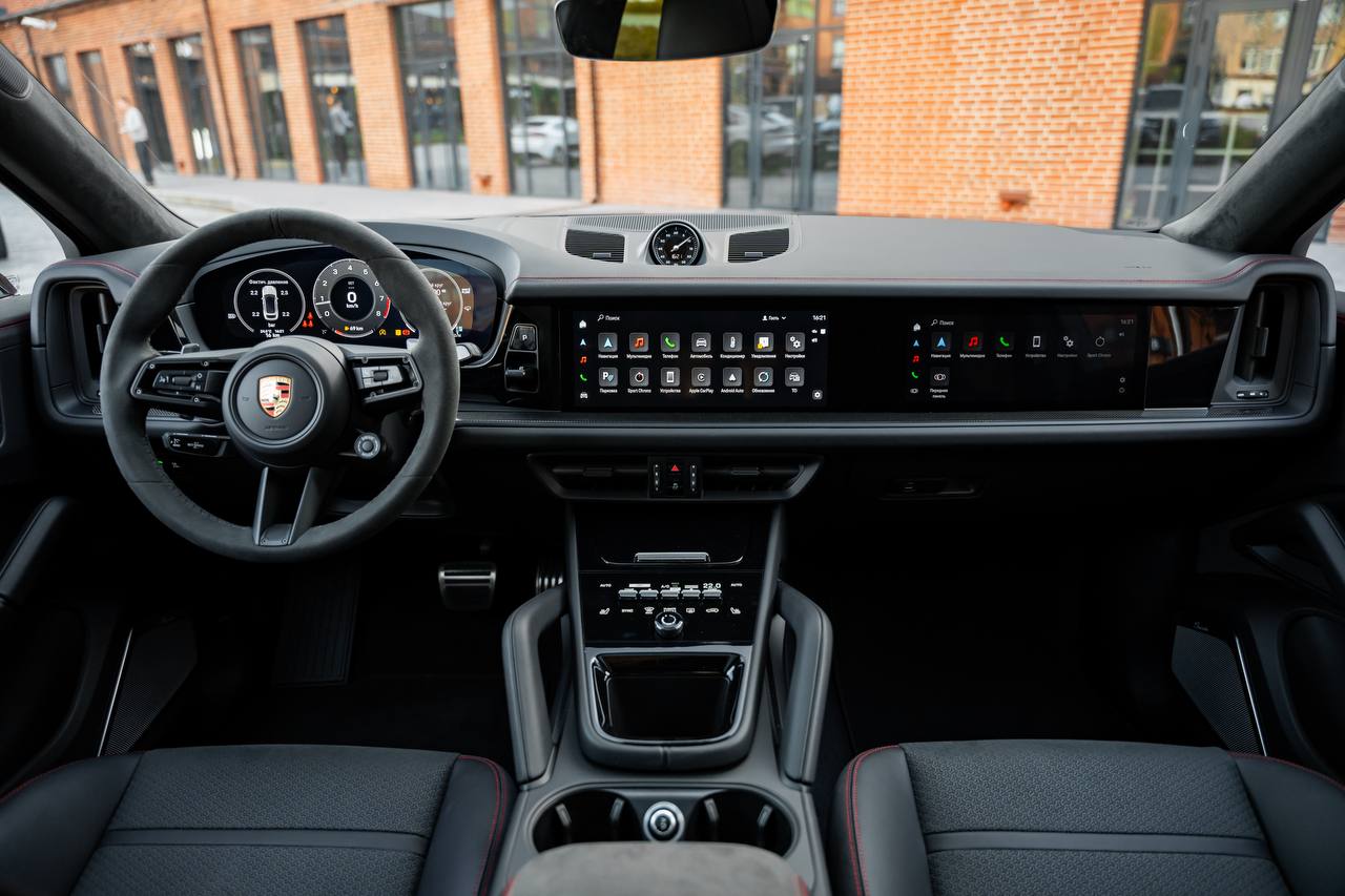 Porsche Cayenne Coupe GTSid-4458