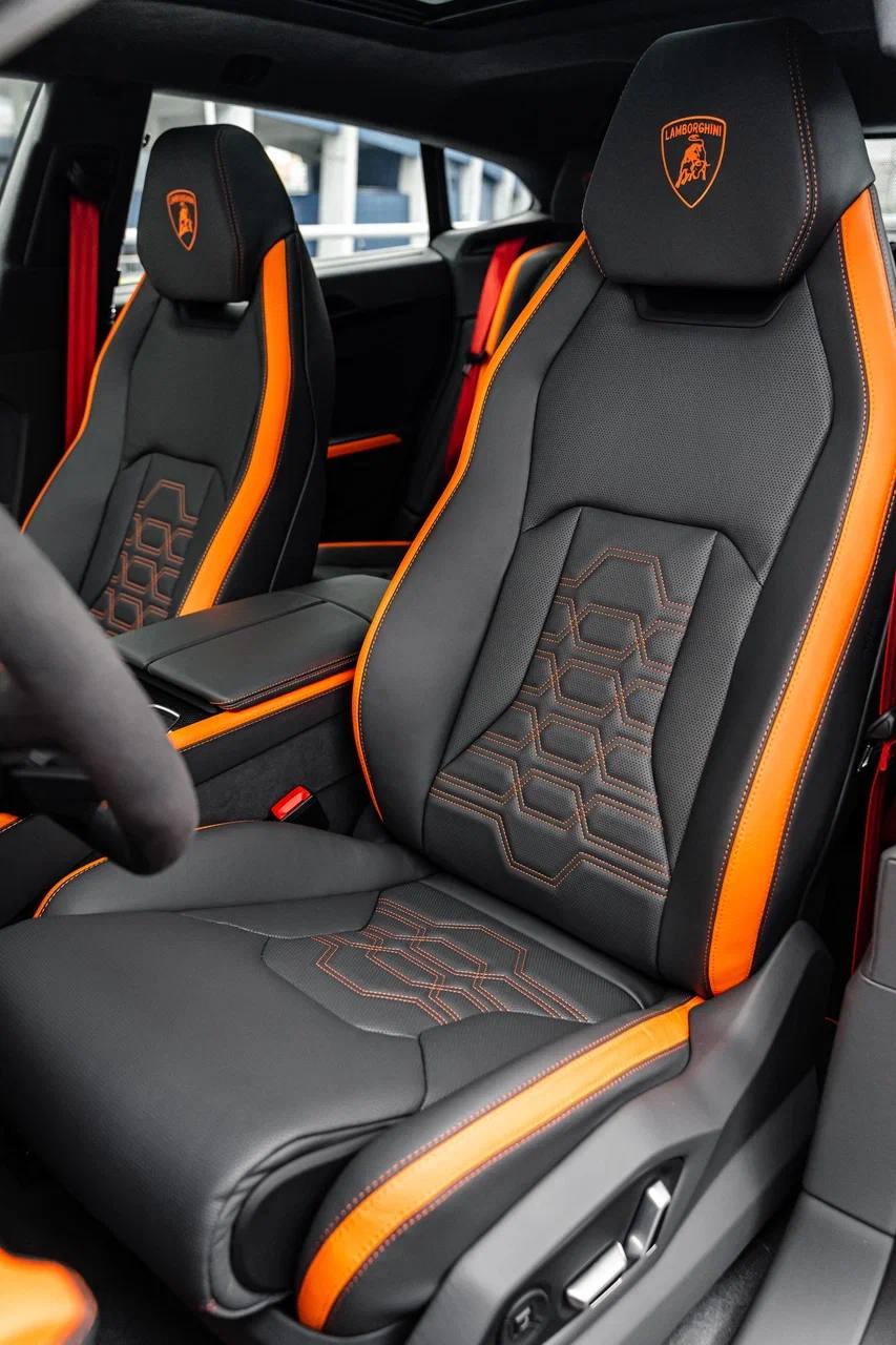 Lamborghini Urus SEid-5500