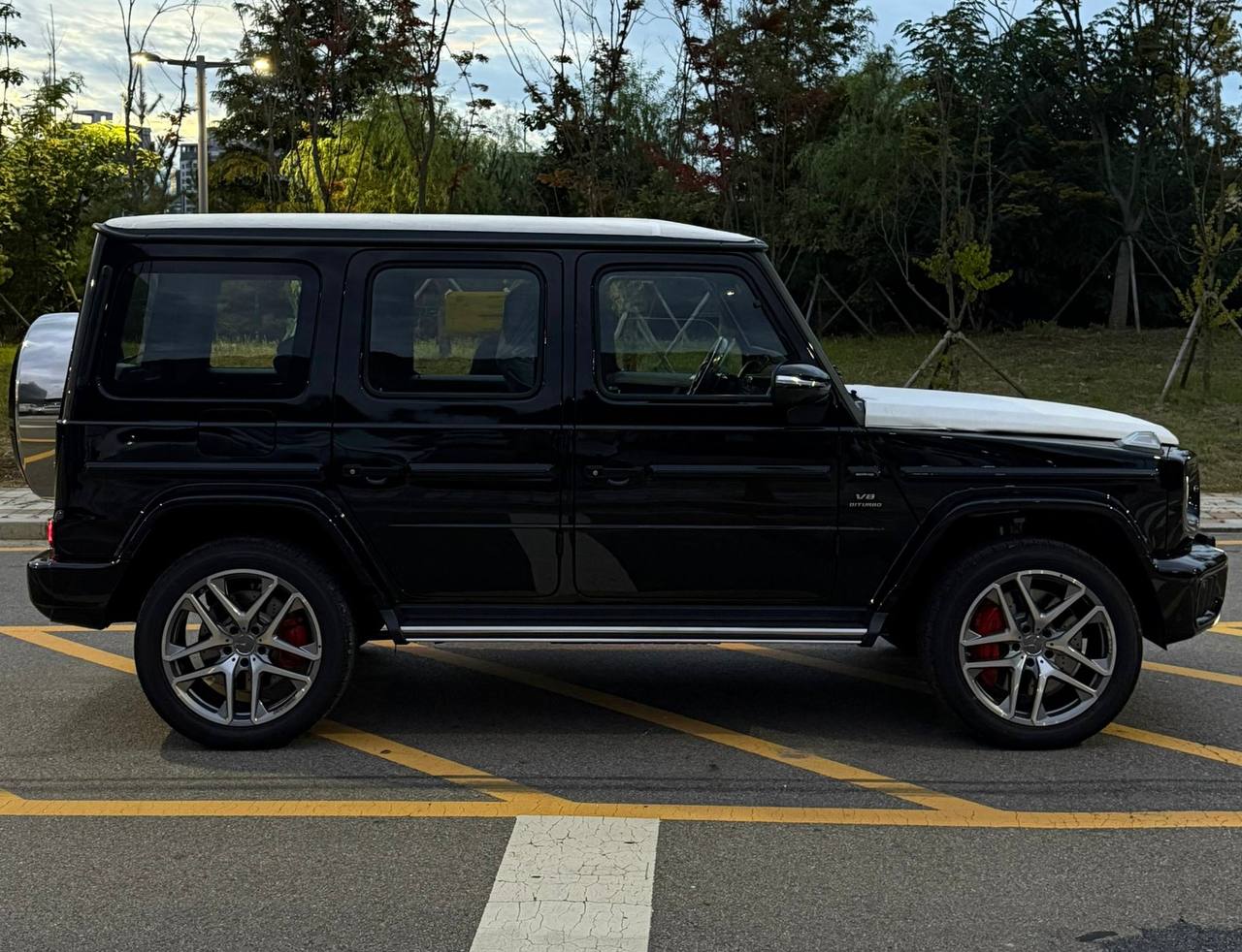 Mercedes-Benz G-Class 63 AMG 4Mid-5503