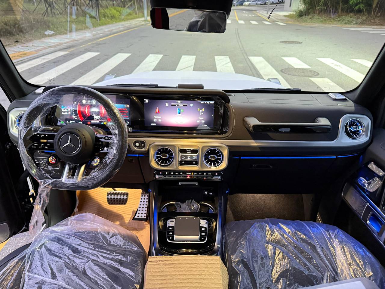 Mercedes-Benz G-Class 63 AMG 4Mid-5503