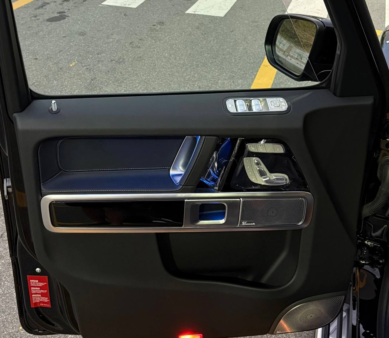 Mercedes-Benz G-Class 63 AMG 4Mid-5503