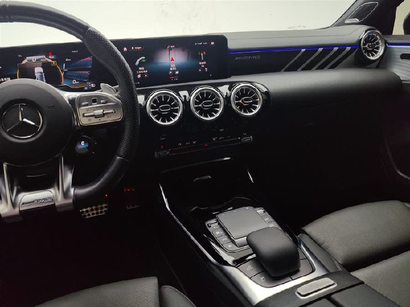 Mercedes-Benz A-Class AMG A 35 L 4MATICid-4095