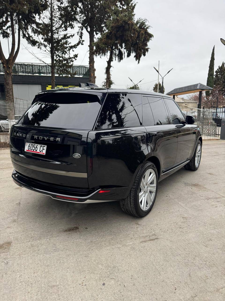 Land Rover Range Rover p400 seid-4099