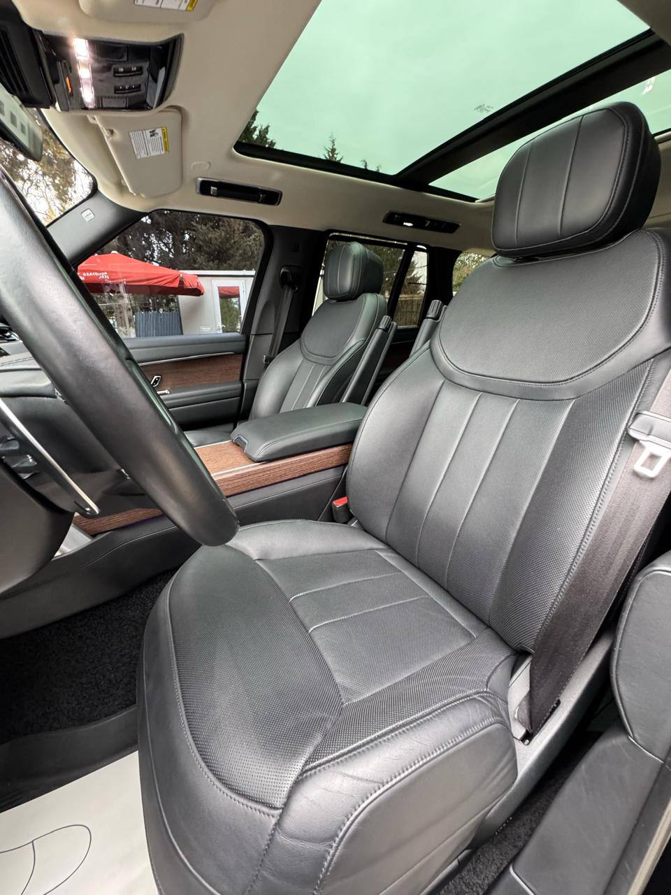 Land Rover Range Rover p400 seid-4099