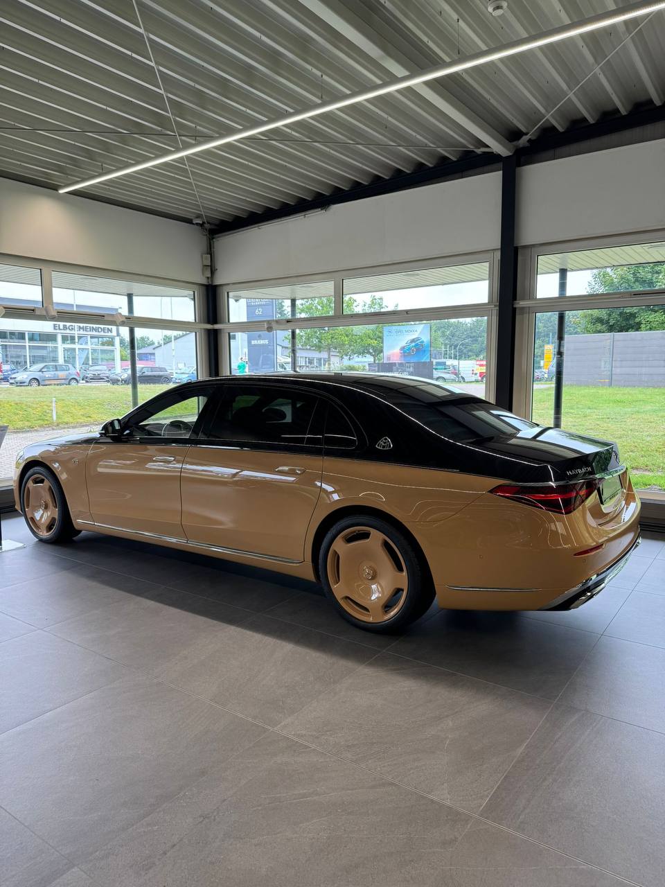 Mercedes-Benz S-Class 680 Maybachid-4465