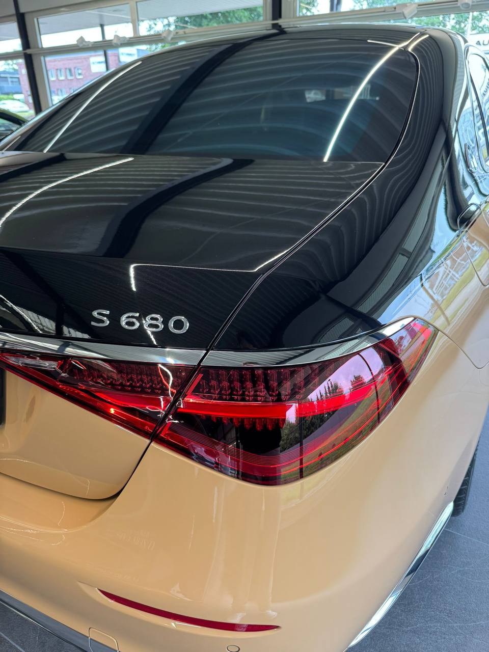 Mercedes-Benz S-Class 680 Maybachid-4465