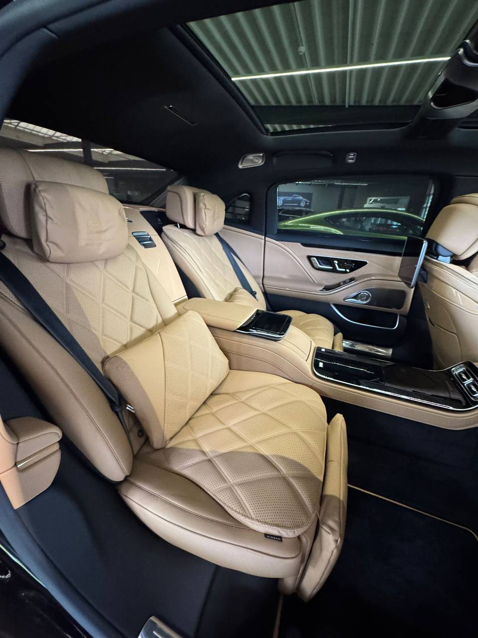 Mercedes-Benz S-Class 680 Maybachid-4465