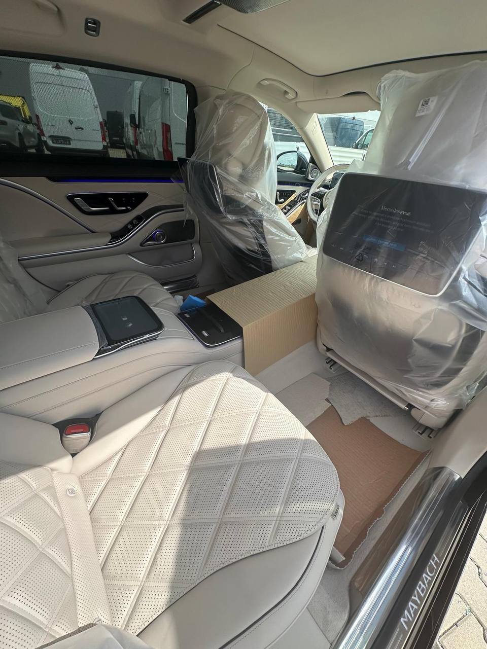 Mercedes-Benz S-Class Maybach 680id-4469