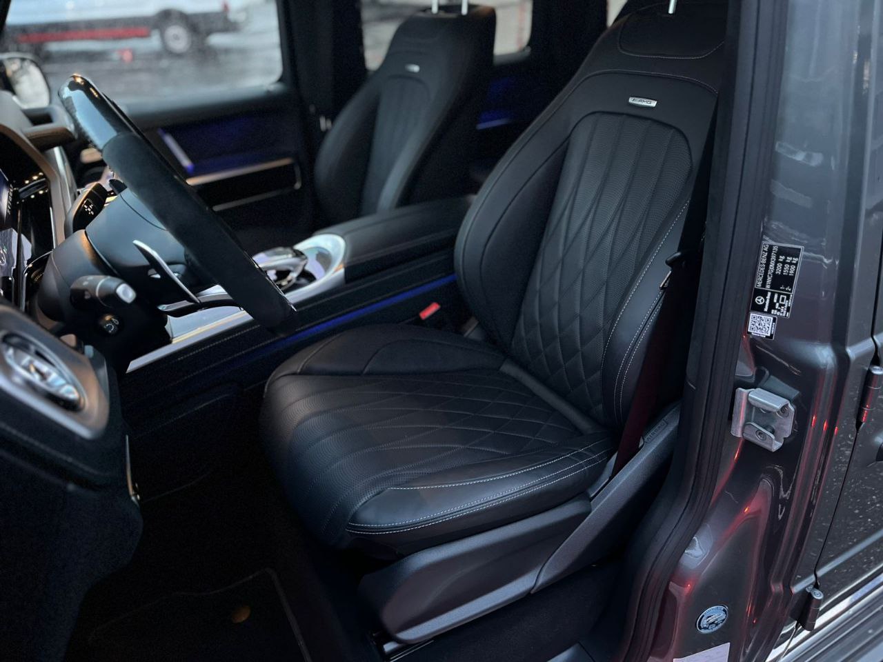 Mercedes-Benz G-Class 63 AMGid-4102