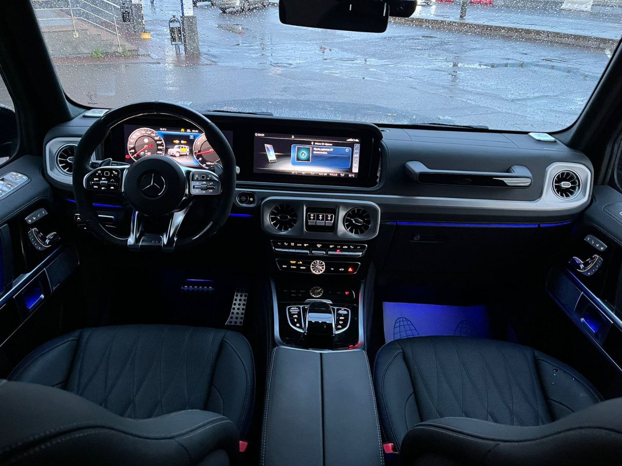 Mercedes-Benz G-Class 63 AMGid-4102