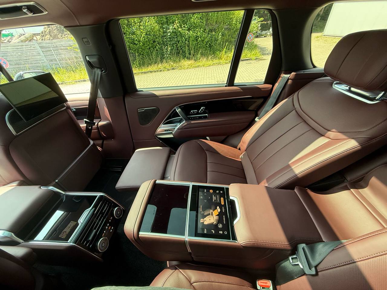 Land Rover Range Rover Autobiography LWBid-4108