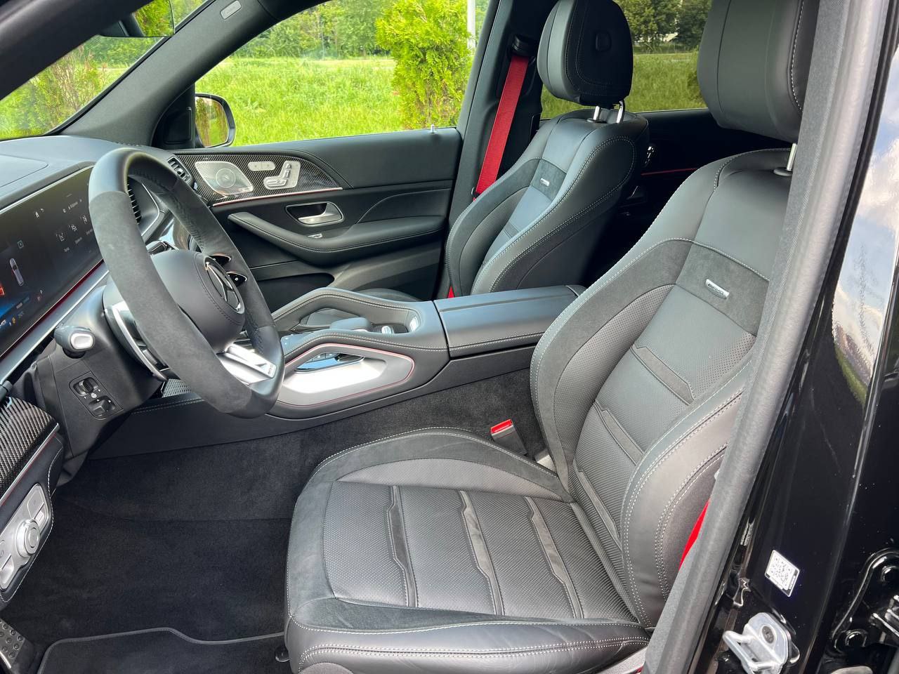 Mercedes-Benz GLE-Class 53 AMGid-4475