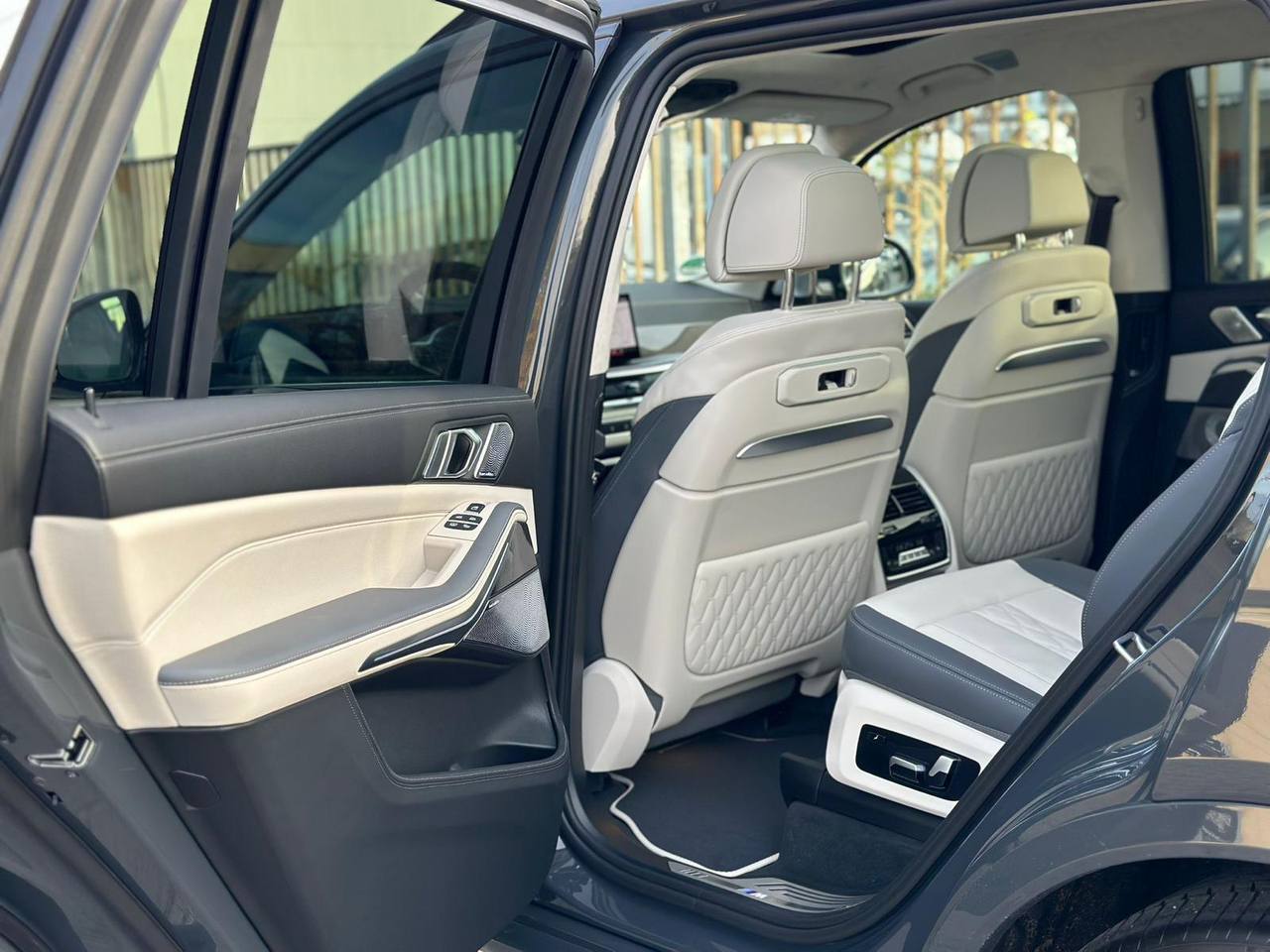 BMW X7 xDrive 40d Msportid-5513