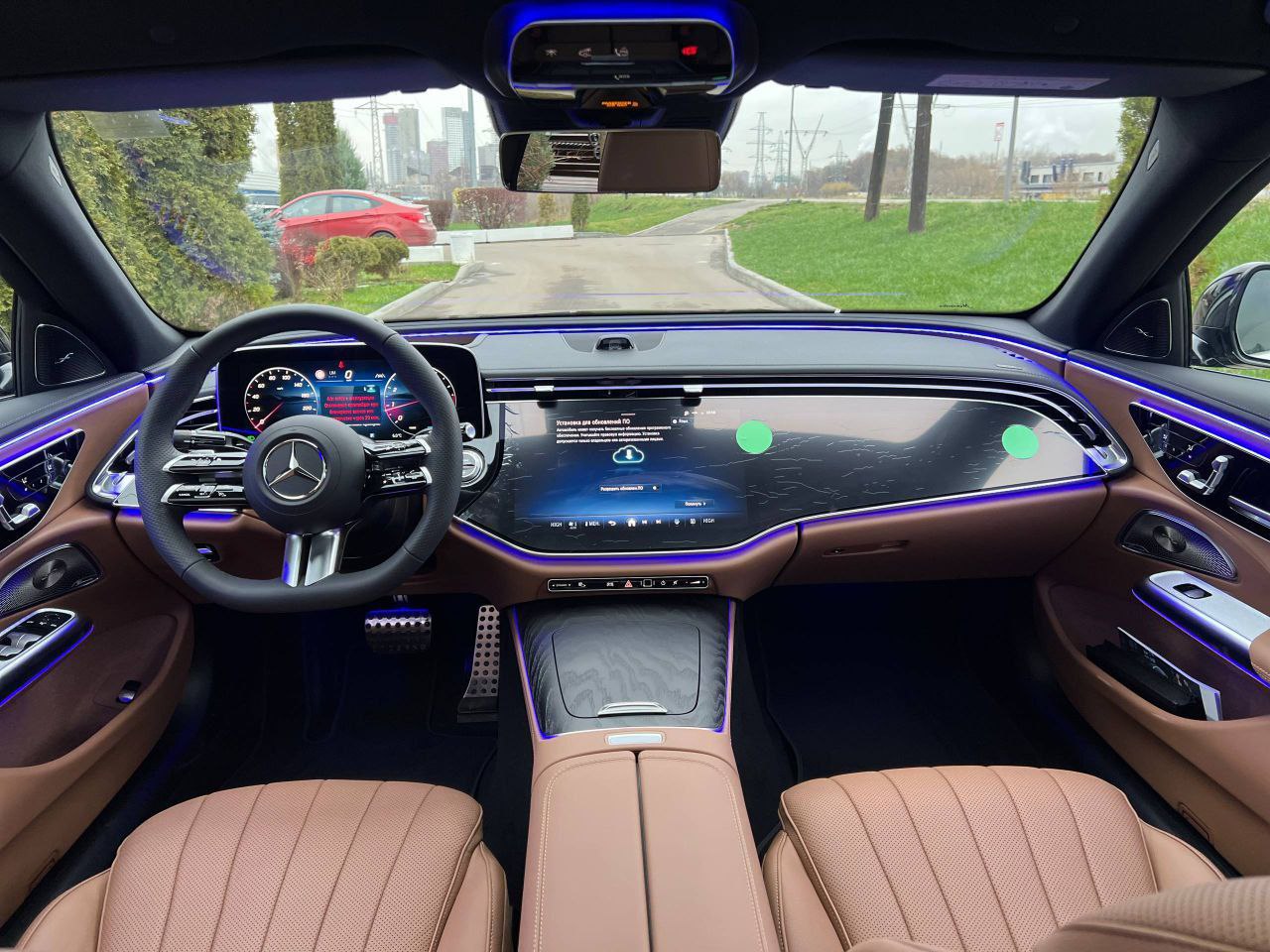 Mercedes-Benz E-Class 300id-5748