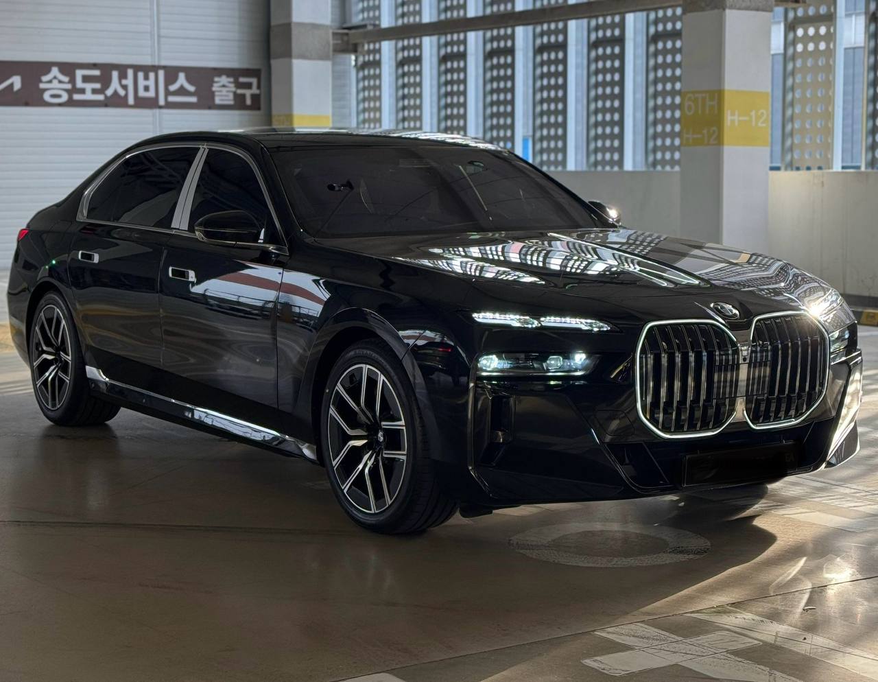 BMW 7 series 740i xDrive Msportid-5752