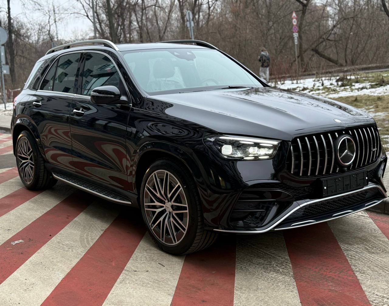 Mercedes-Benz GLE-Class 53 4M AMGid-3591