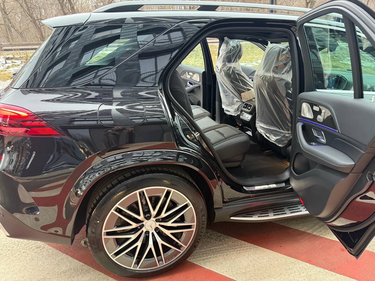 Mercedes-Benz GLE-Class 53 4M AMGid-3591