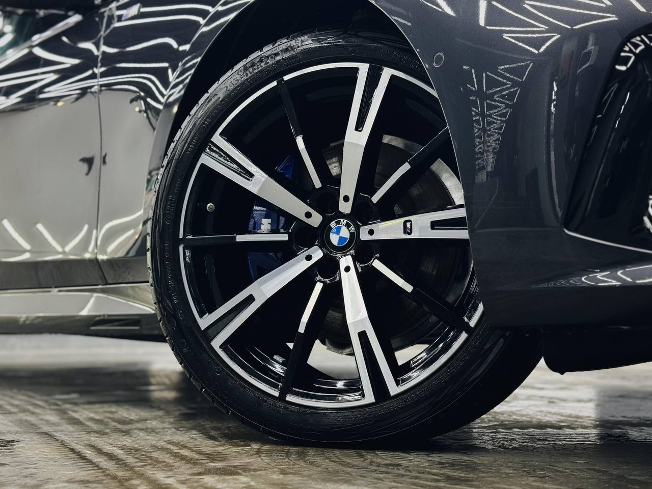 BMW 5 series 530i xDrive Msportid-3600