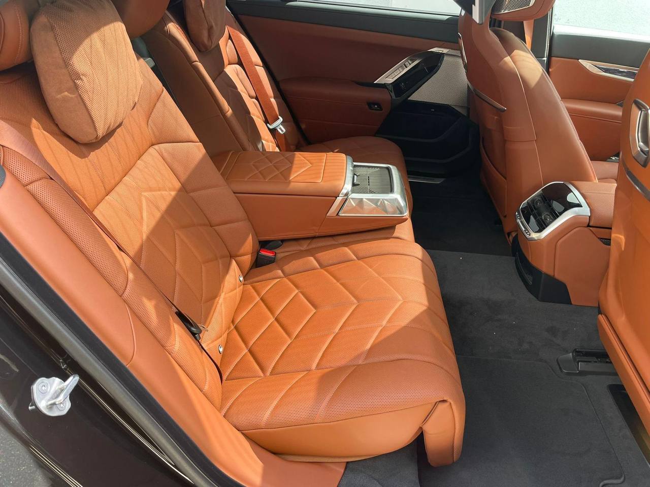 BMW 7 series 740d xDrive Msportid-4120