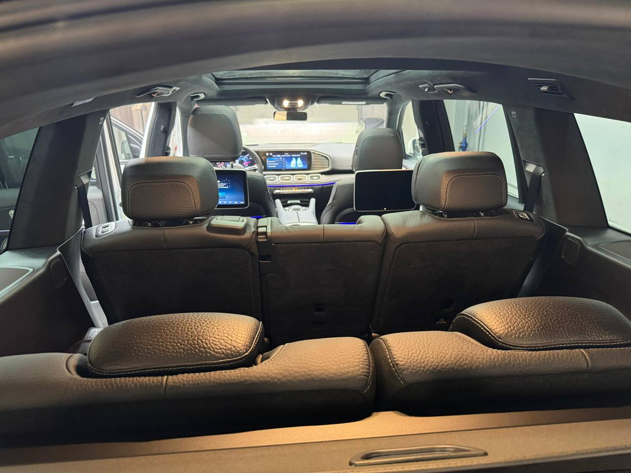 Mercedes-Benz GLS-Class 450did-4126