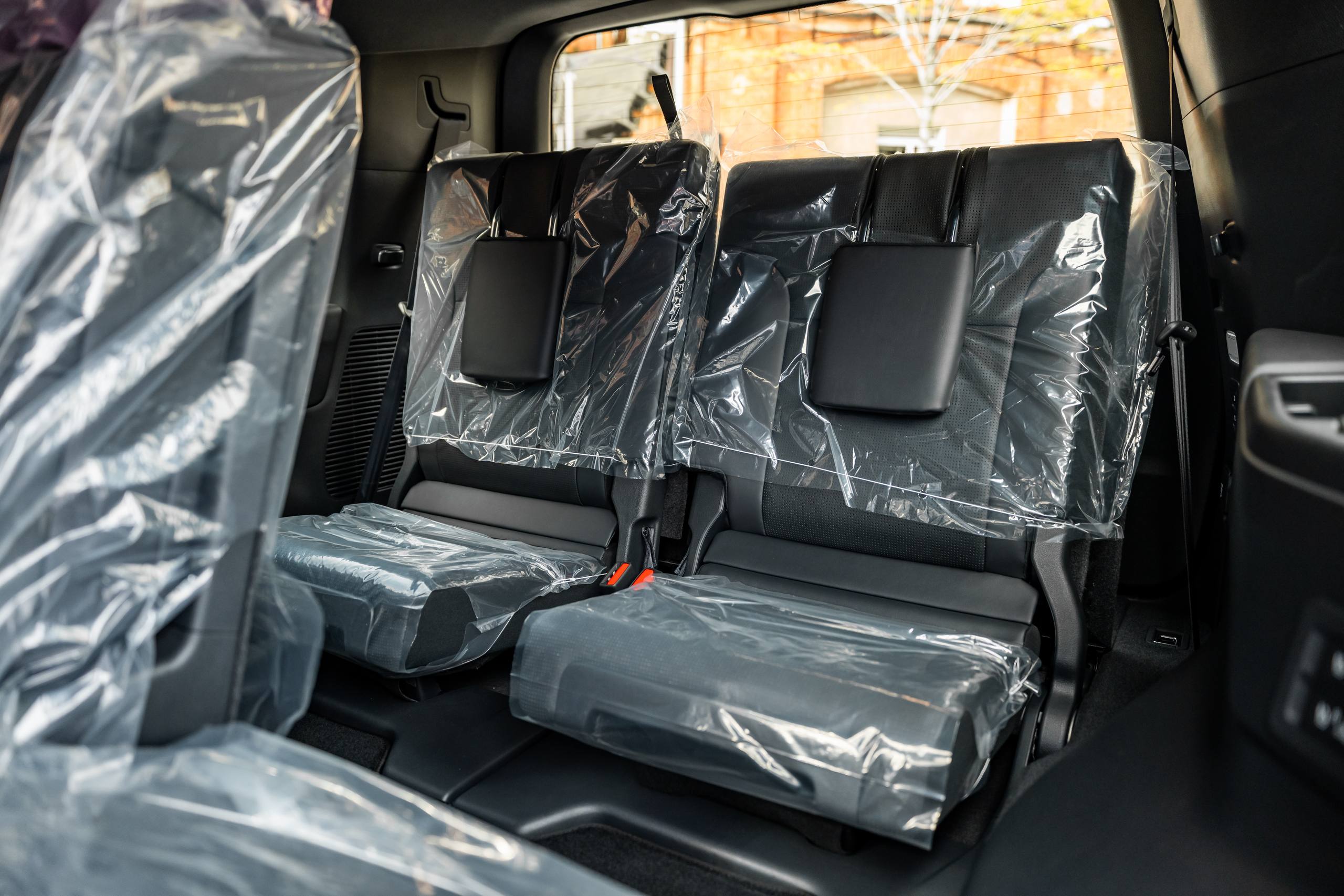 Toyota Land Cruiser 300id-4799