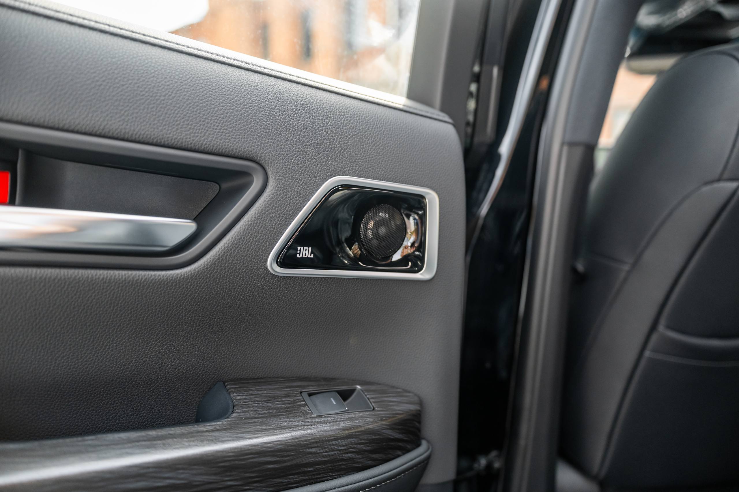 Toyota Land Cruiser 300id-4799